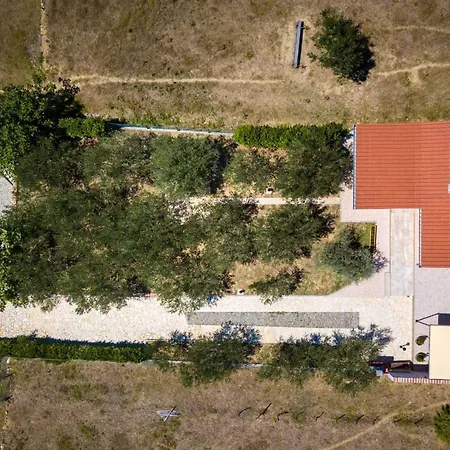 Dom wakacyjny House With A Parking Space Mundanije, Rab - 18889
